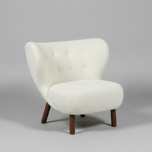 Chic Tufted White Lounge Chair