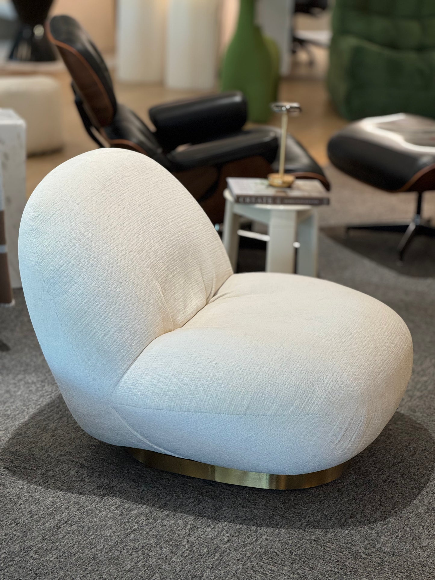 Plush White Lounger w/ Rotating Base