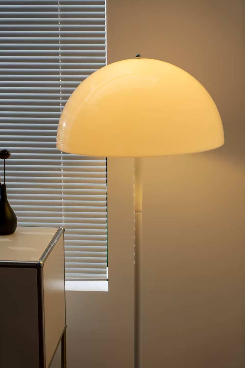 SoftGlow Mushroom Floor Lamp