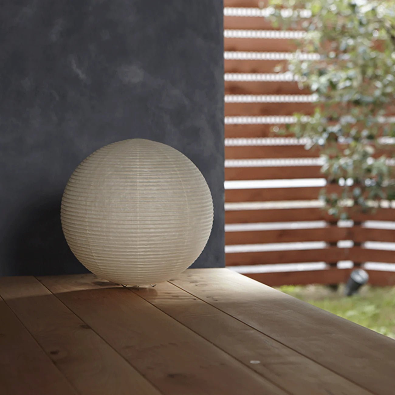 Asano - Paper Moon Globe Table Lamp